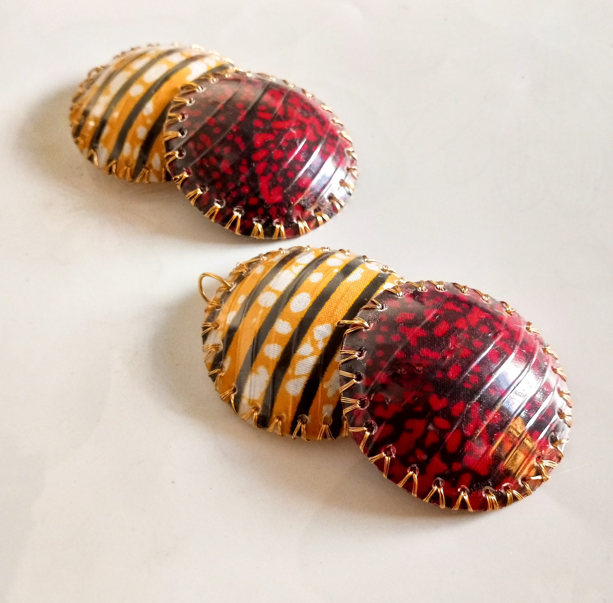 Art jewellery piece 21, wearable art from reclaimed materials